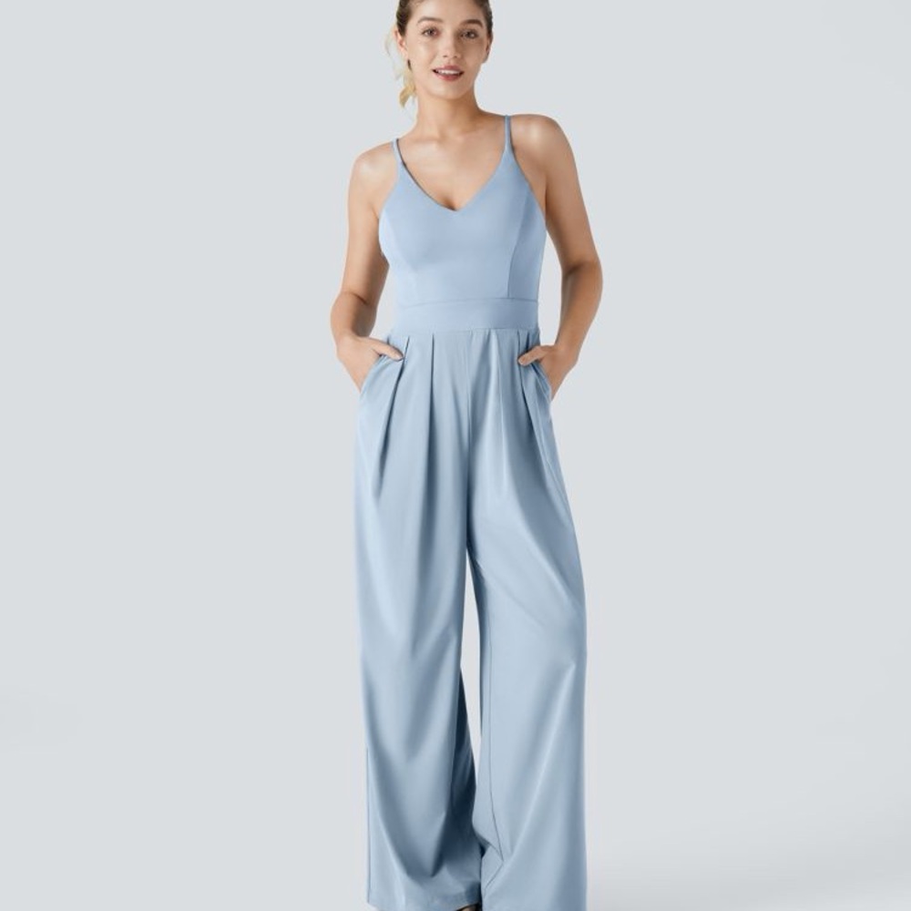 HALARA NWT Ballad Blue Jumpsuit XS Zip closure, light, soft, all occasions